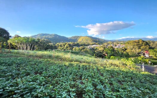 100% usable lot with views of the valley and mountains – 400052042108