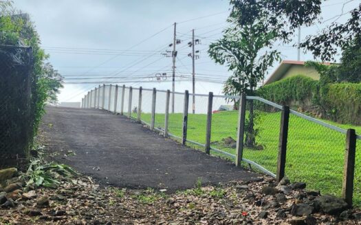 2,891m of usable land with a stream and trees – 400052042156