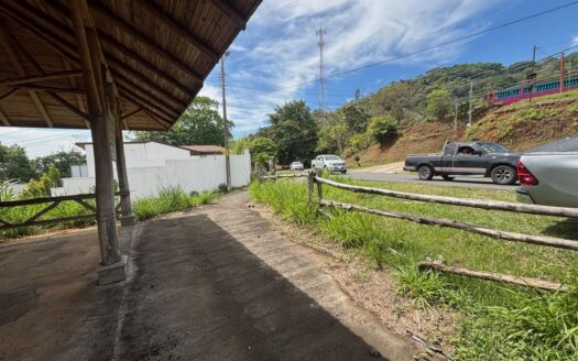Residential/Commercial two tiered lot on main highway 3 – 400051521035