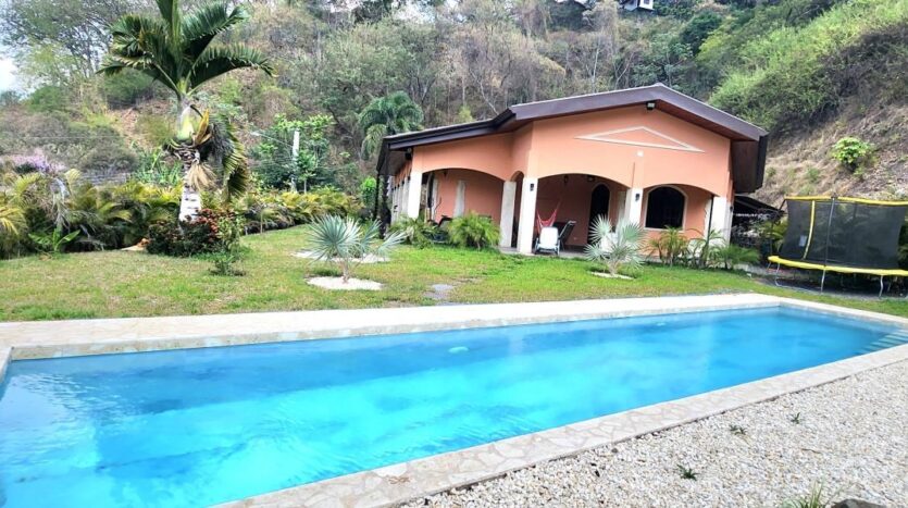 Costa Rica House/Villa #400052042130