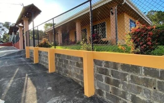 Home located 5 minutes from Atenas Center in nice neighborhood – 40005152956