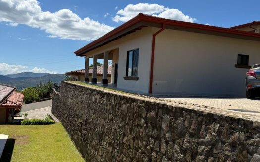 Furnished for sale in Naranjo, Home Guanacaste in Oro Monte Gated Community, incredible views of the Central Valley – 400051521013