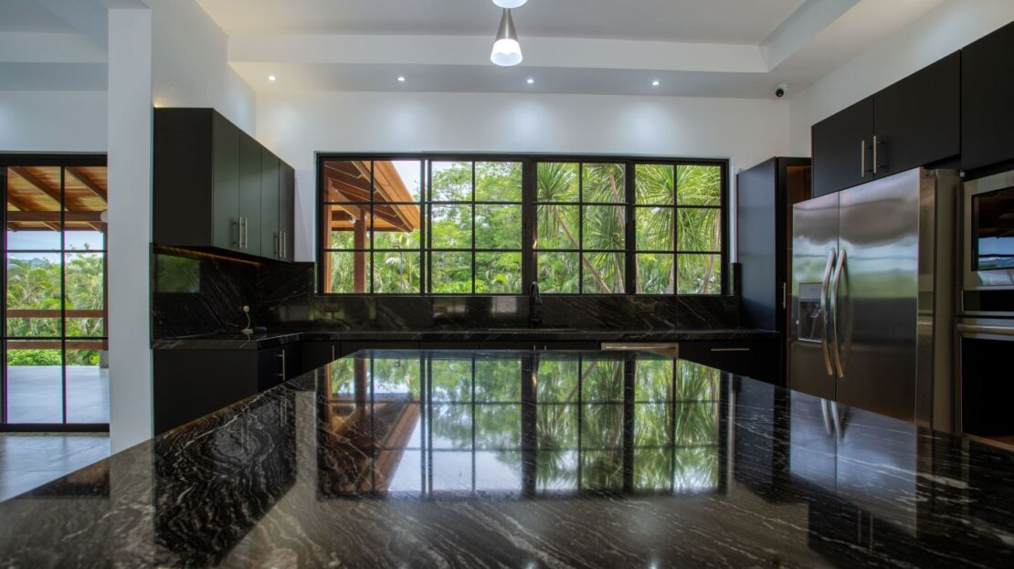 custom home atenas