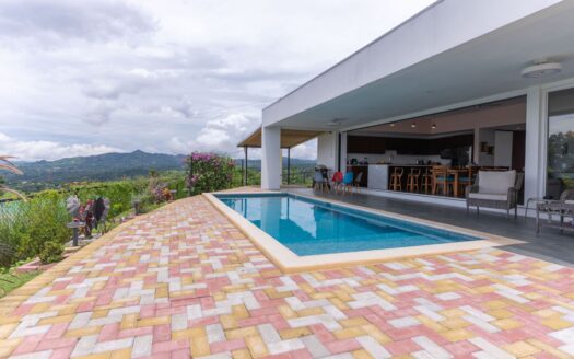 Ultra Modern home with AMAZING views of Atenas & San Jose in private community – 400051521063