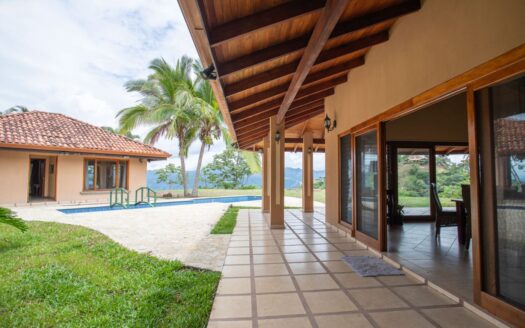 Lovely home and guest home in Hacienda Atenas – 400051521064