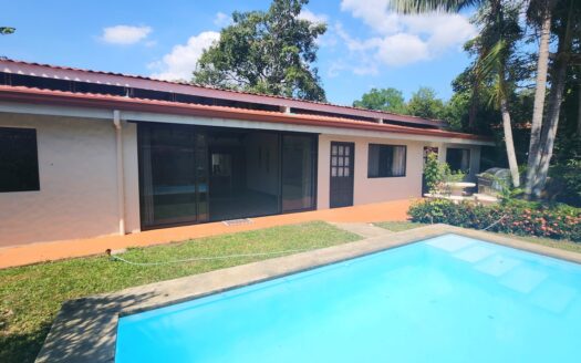 Furnished 2-Bedroom Home with Private Pool in Gated Community – Just 5 Minutes from Atenas – 400052042107