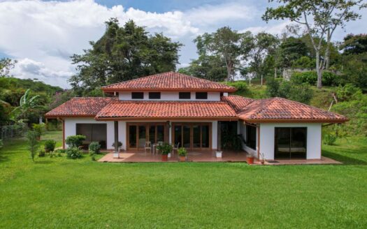 Elegant Spanish colonial style home with views in Hacienda Atenas – 400051521072