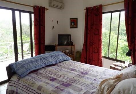 Home and attached apartment in scenic canyon of Atenas – 40005152721