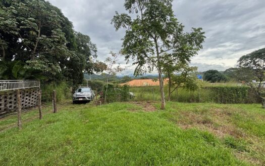 Nicely located lot in upscale neighborhood 2 min. from highway 27 – 400051521086