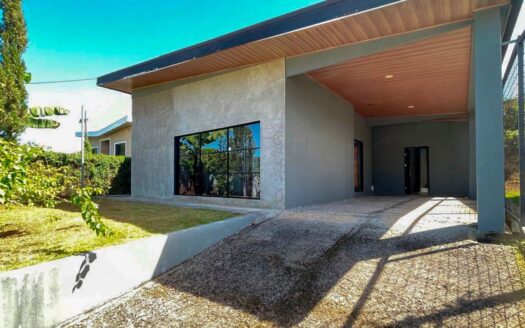 Nicely designed modern home in desired neighborhood with great finishes and views – 400051521094