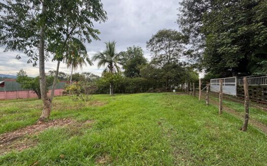 Nicely located lot in upscale neighborhood 2 min. from highway 27 – 400051521086