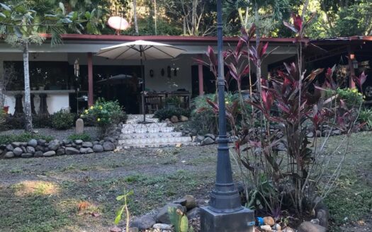 Countryside home in a farm setting next to primary forest with stream – 400051521088