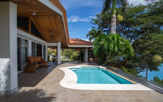 Elegant Mediterranean-Style Home in exclusive community Hacienda Atenas – 400051521103