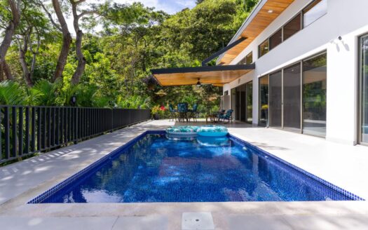 Modern gem in the natural setting of Hacienda Atenas – 400051521098