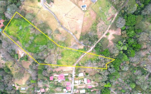 Exceptional 26,510 m²/ 6.55 acres  Property with Valley Views, Private Water Well & Development Potential Near Atenas – 400052042230