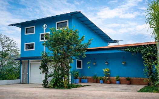 Unique style home in neighborhood with Pacific Ocean views – 400051521104