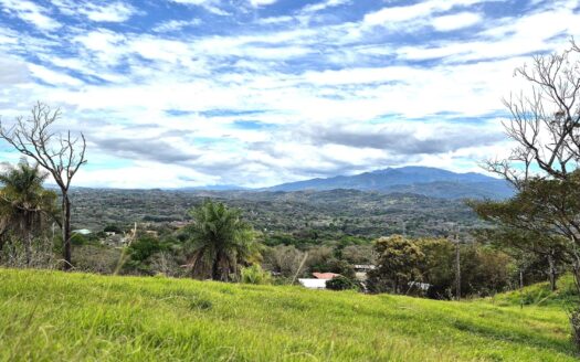 Exceptional 26,510 m²/ 6.55 acres  Property with Valley Views, Private Water Well & Development Potential Near Atenas – 400052042230