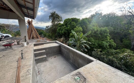 Under Construction – Sleeky designed home in a beautifully natural setting in Atenas – 400051521115