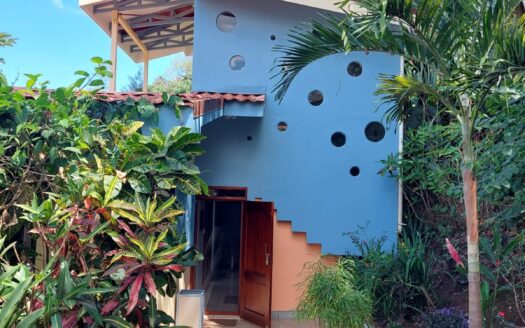 Lovely, safe, furnished with lot of nature Casa Ginger – 400052042007