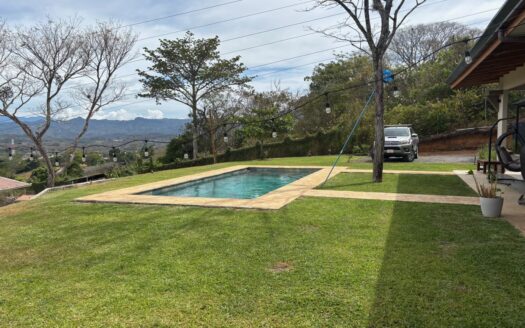 Eclectic modern meets traditional home with views in a farm setting – 400051521118