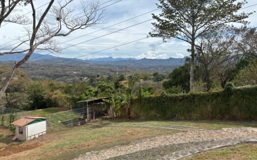 Eclectic modern meets traditional home with views in a farm setting – 400051521118