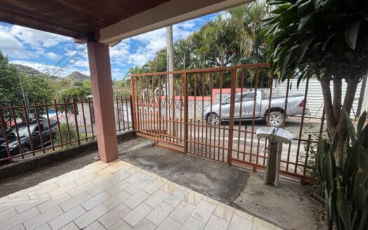 Affordable home in tranquil neighborhood 3 min. from Atenas Center – 400051521117