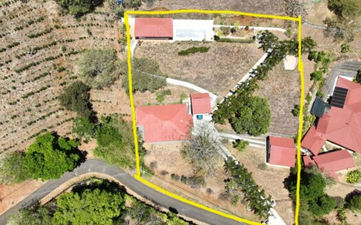 Family compound with enormous views overlooking all of Atenas and beyond – 400052010074