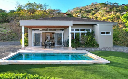 Turnkey Mountain View Home with Pool in Lomas del Paraíso, Atenas – 400052042240