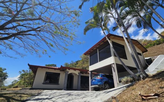 Family compound with enormous views overlooking all of Atenas and beyond – 400052010074