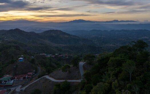 Lovely property with incredible views on the border of Atenas and Palmares – 400051521127