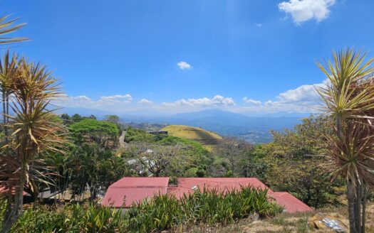 Family compound with enormous views overlooking all of Atenas and beyond – 400052010074