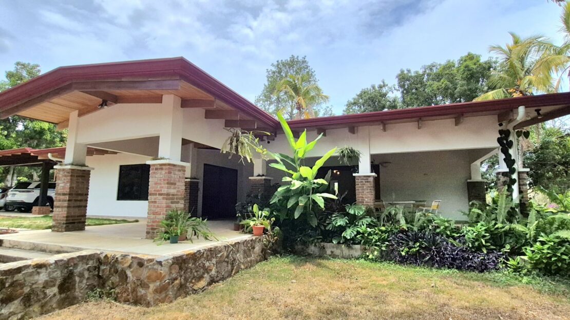 Costa Rica House/Villa #400052042245