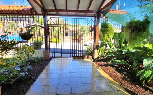 Furnished tico style home close to downtown – 400052042110