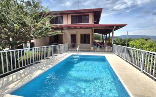 Two-Story Home for Rent in Atenas – Beautiful Views, Pool & Prime Location – 400052042241