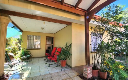 Furnished tico style home close to downtown – 400052042110