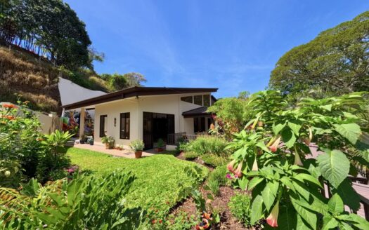 You’ve found your piece of paradise home & guest home in Atenas! – 400051521131