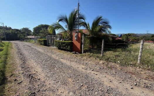 Competitively priced lot 5 minutes from 27 and close to Atenas Center in the countryside – 400051521132