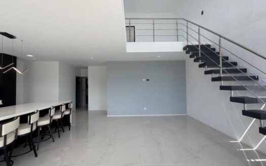 New ultramodern home with big Central Valley views – 400051521128