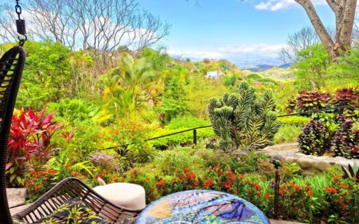 Unique Atenas Garden of Eden Home with separate Guest house – 400051521138