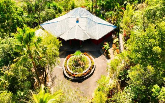 Unique Atenas Garden of Eden Home with separate Guest house – 400051521138