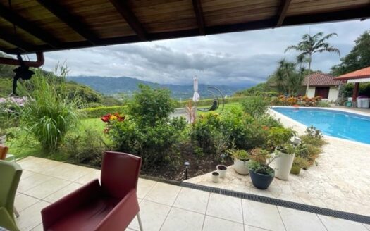 This perfect successful turnkey income producing vacation rental property – 40005152712