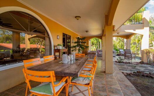 Amazing Property nested in nature views and close to town! – 400052042147