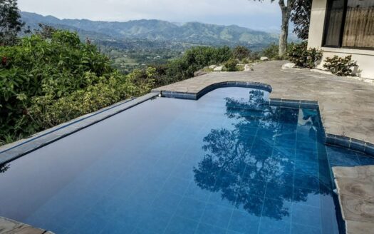 Amazing view home located in Vista Atenas – 400051521139