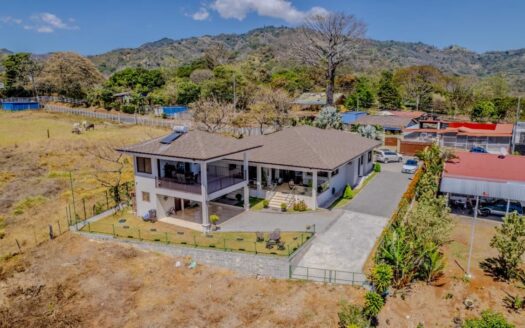 Elegant modern style home with nice finishes throughout – 400051521021