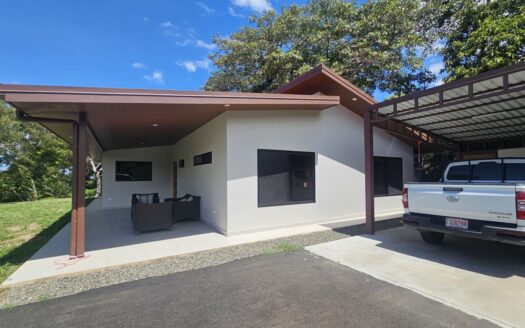 Single Level 3b/2ba home inside a peaceful residential gated community surrounded by nature and views – 400052010078