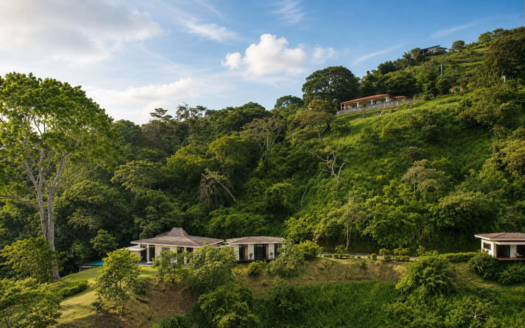 A Bali-Modern Retreat in the Hills of Atenas — Lomas Del Paraiso – 400051521161