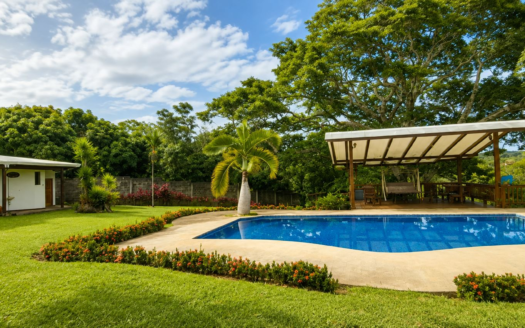 Private Colonial Retreat with Pool & Mountain Views | Furnished | 15 Minutes from Atenas – 400052042249