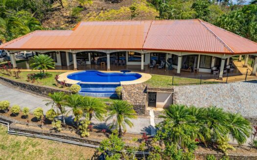 Ultimate investment: Royal Palms: Fully Turn-key Luxurious income producing property in the heart of Atenas – 400052010081