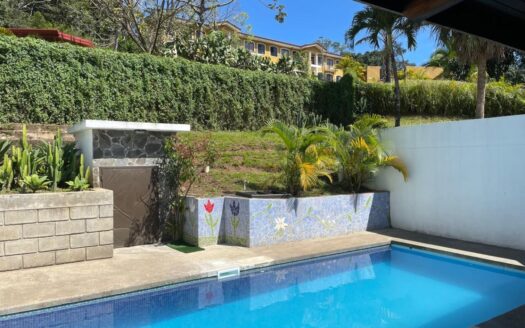 Fully Furnished Home with Pool – Walking Distance to Downtown Atenas – Casita 2 – 400052042262