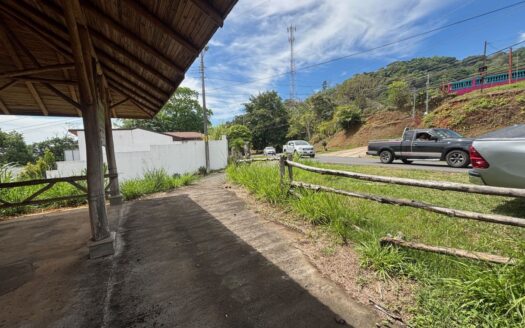 Residential/Commercial two tiered lot on main highway 3 – 400051521035